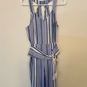 Boutique jumpsuit. Blue. Medium